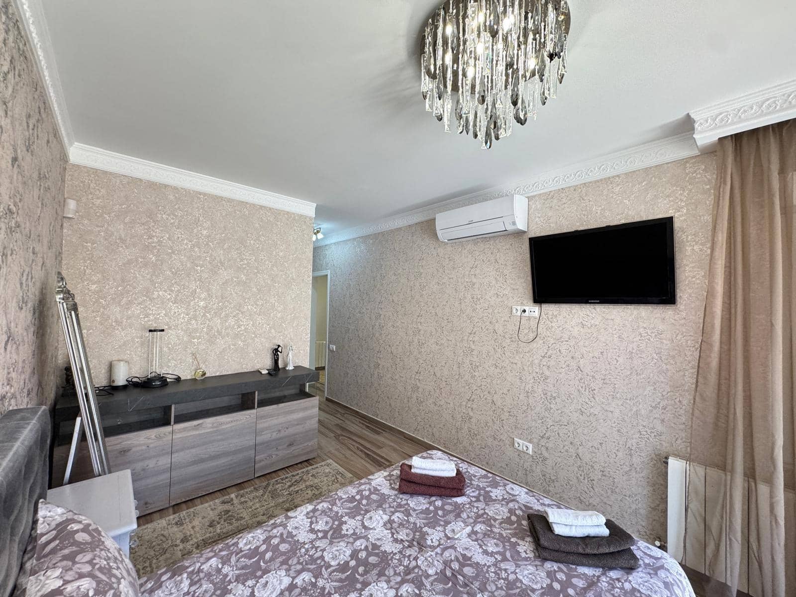 5 bedroom Villa for sale in Campoamor with pool - € 990,000 (Ref: 9100705)