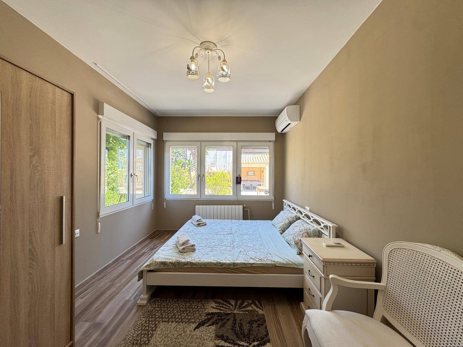 5 bedroom Villa for sale in Campoamor with pool - € 990,000 (Ref: 9100705)