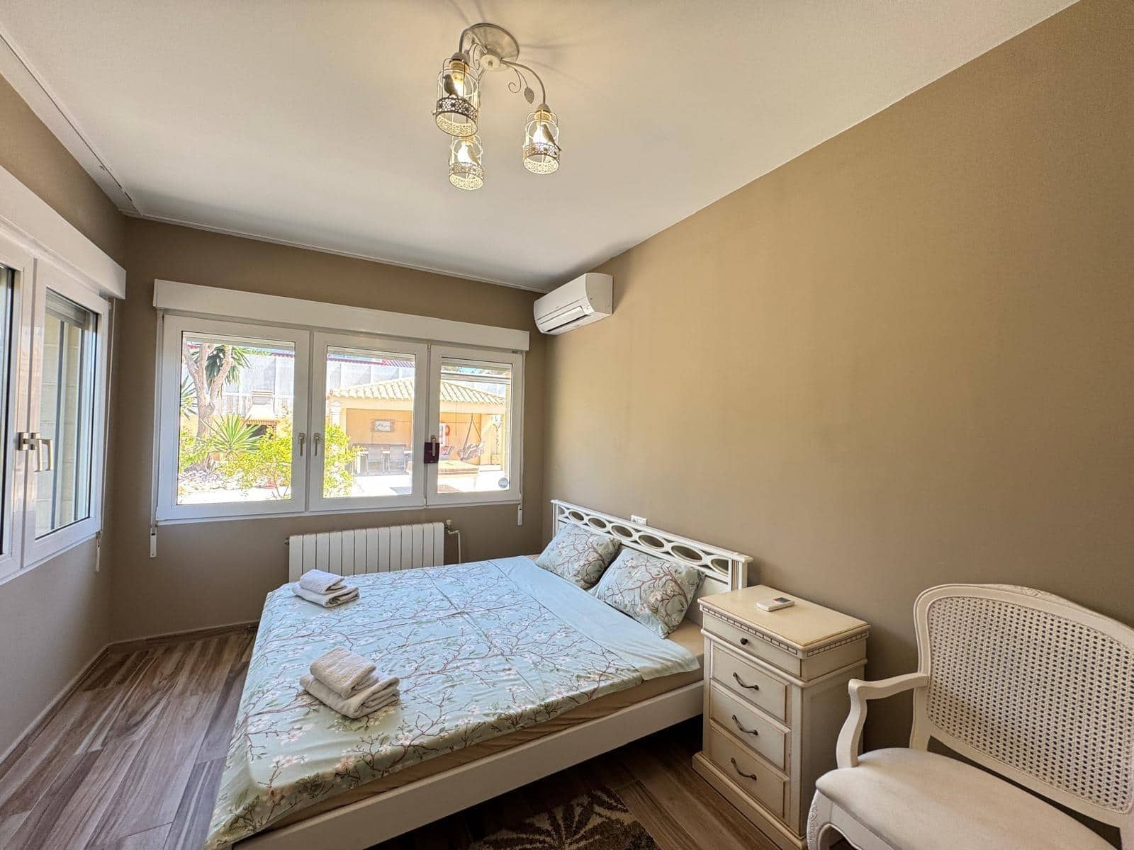 5 bedroom Villa for sale in Campoamor with pool - € 990,000 (Ref: 9100705)