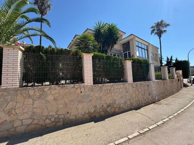 5 soveværelse Villa til salg i Campoamor, Orihuela med swimmingpool - € 990.000 (Ref: 9100705)