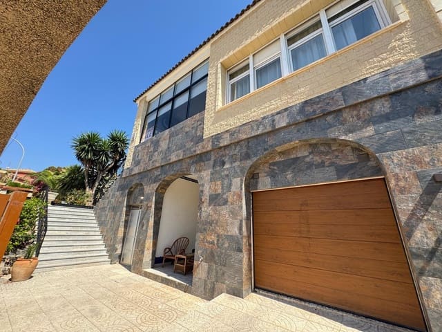 5 soveværelse Villa til salg i Campoamor, Orihuela med swimmingpool - € 990.000 (Ref: 9100705)