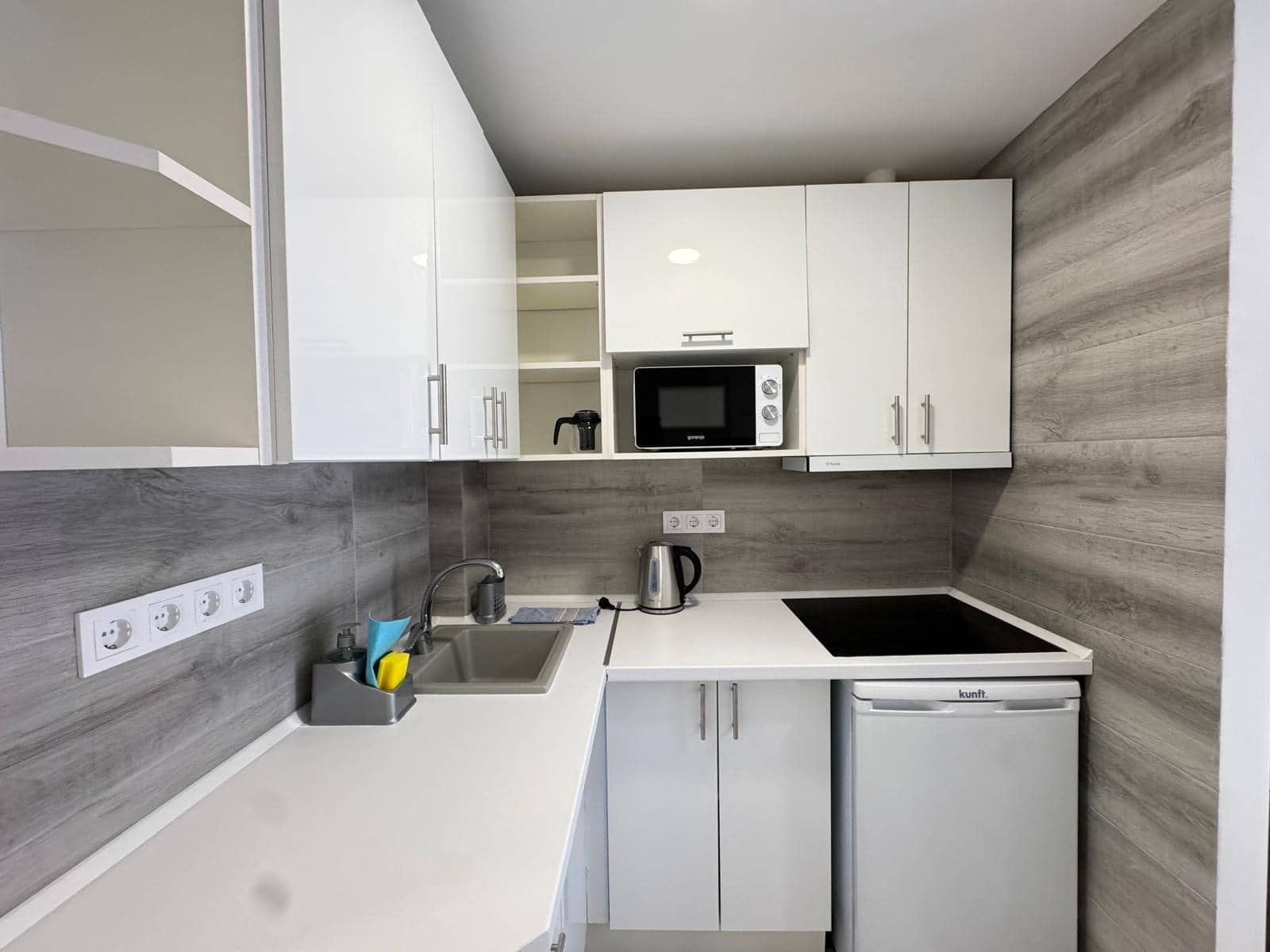 2 soveværelse Bungalow til salg i Torrevieja - € 165.000 (Ref: 9100707)