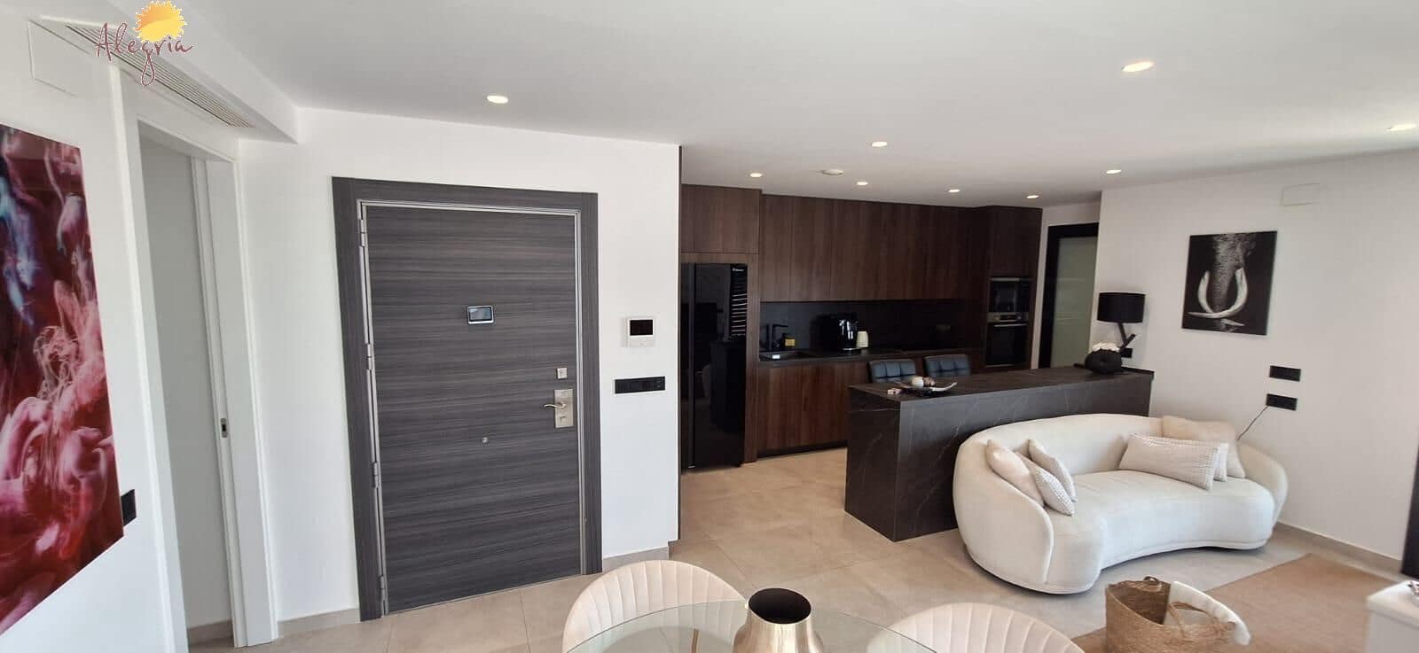 3 bedroom Flat for sale in Torrevieja with garage - € 369,950 (Ref: 9102851)