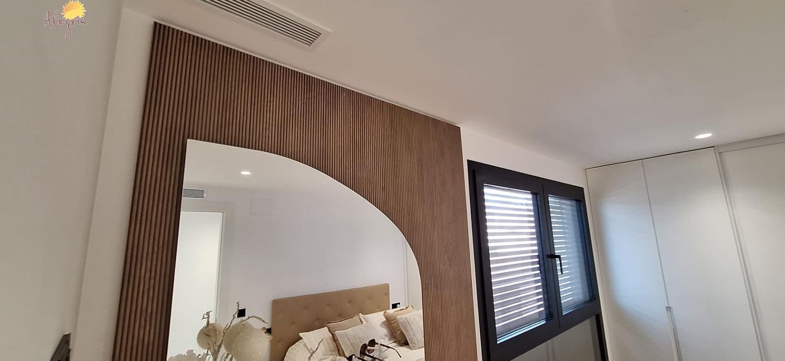 3 bedroom Flat for sale in Torrevieja with garage - € 369,950 (Ref: 9102851)