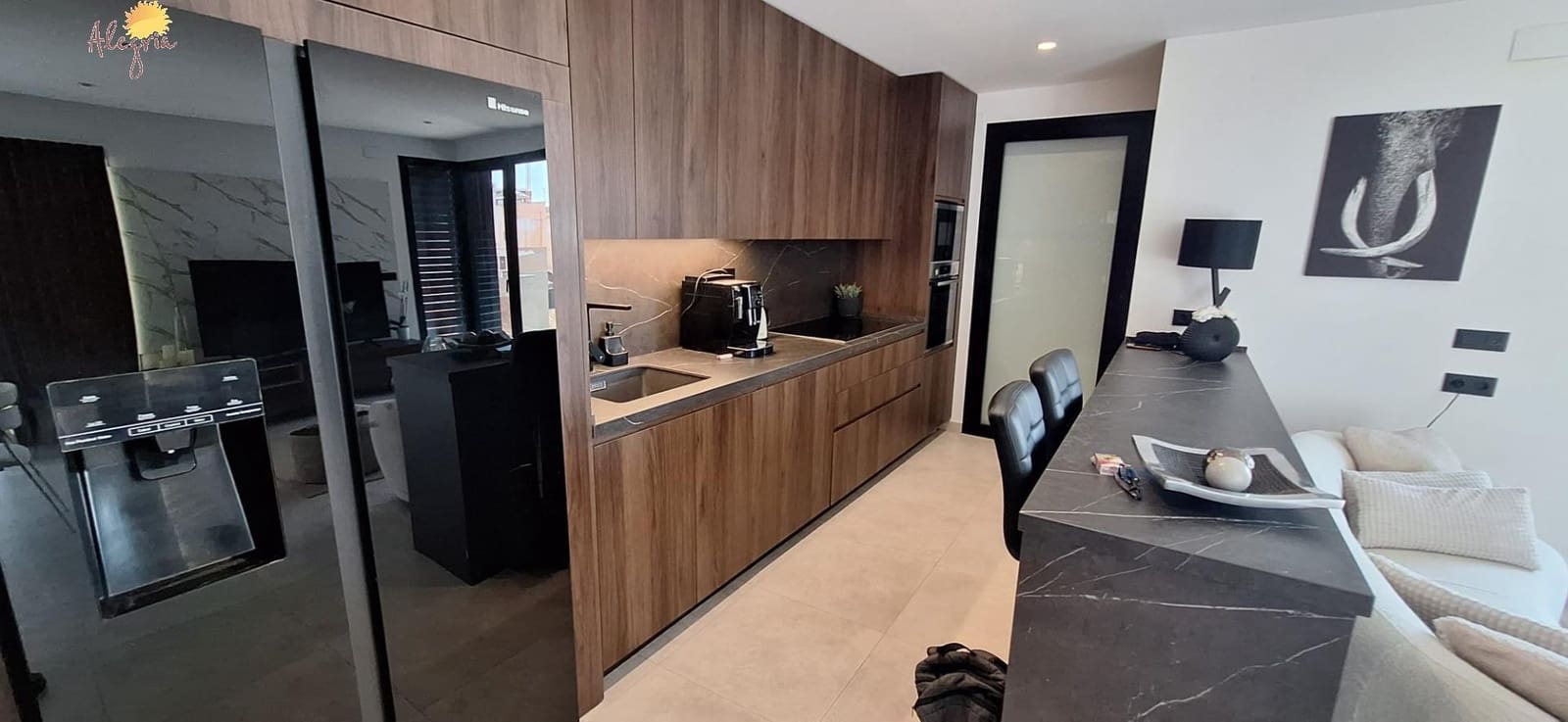 3 bedroom Flat for sale in Torrevieja with garage - € 369,950 (Ref: 9102851)