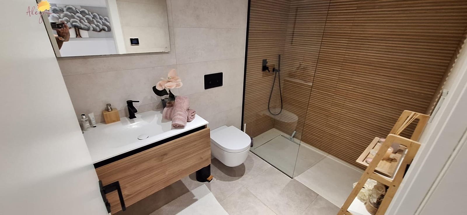 3 bedroom Flat for sale in Torrevieja with garage - € 369,950 (Ref: 9102851)