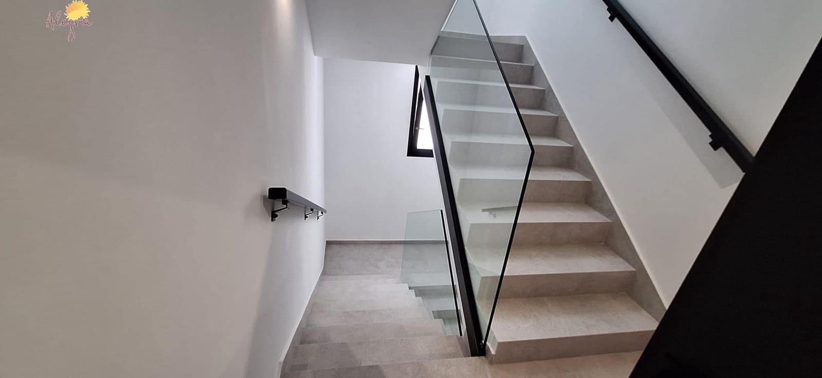 3 bedroom Flat for sale in Torrevieja with garage - € 369,950 (Ref: 9102851)