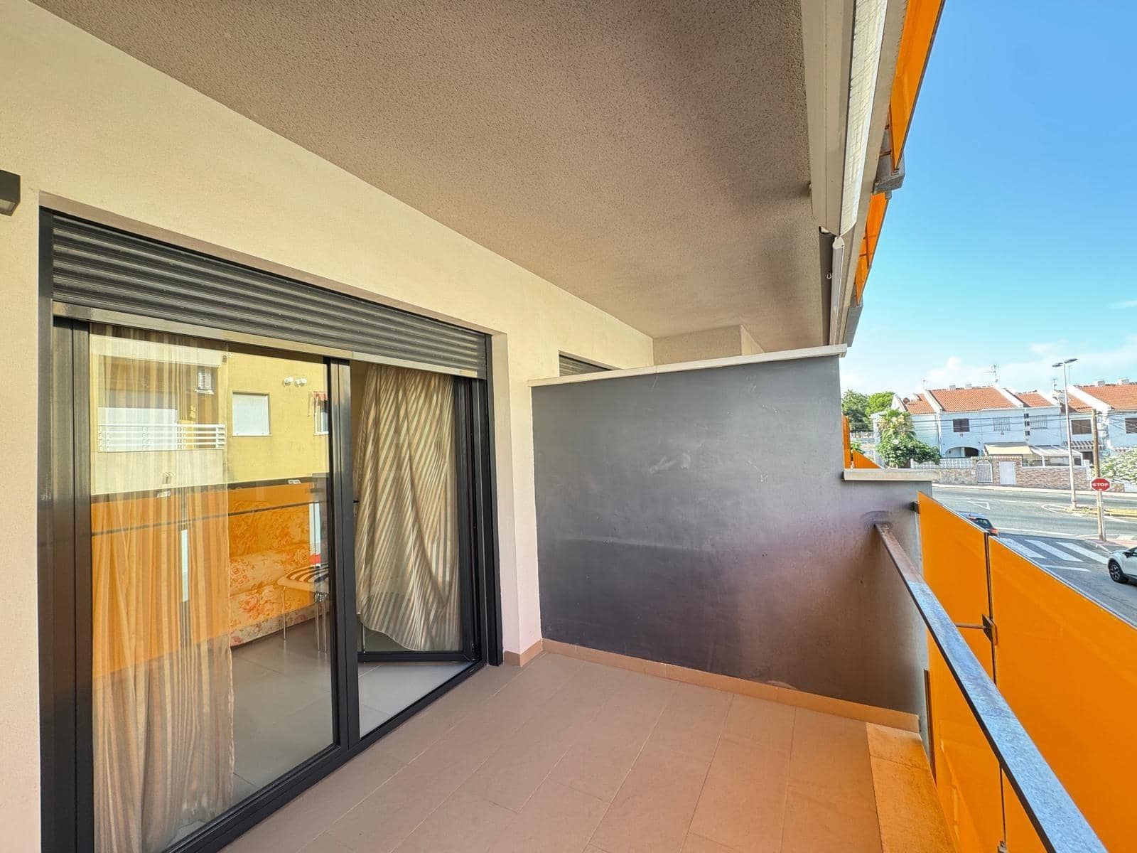 3 soveværelse Lejlighed til salg i Torrevieja med swimmingpool - € 349.900 (Ref: 9102853)