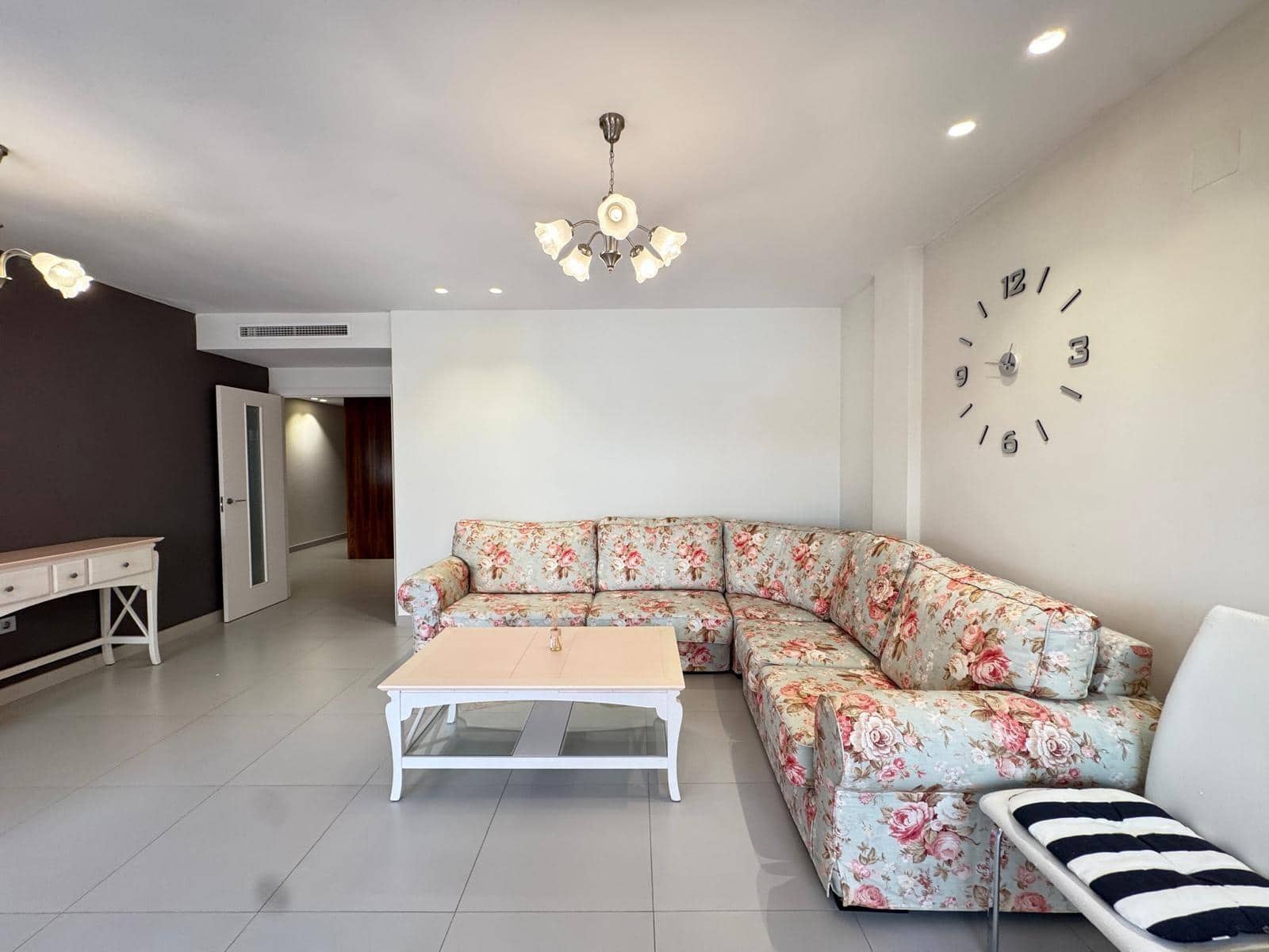 3 soveværelse Lejlighed til salg i Torrevieja med swimmingpool - € 349.900 (Ref: 9102853)