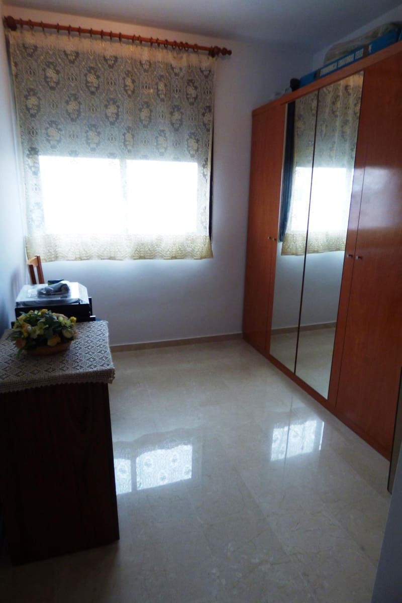 4 slaapkamer Penthouse te koop in Alicante stad met zwembad garage - € 412.000 (Ref: 9110269)