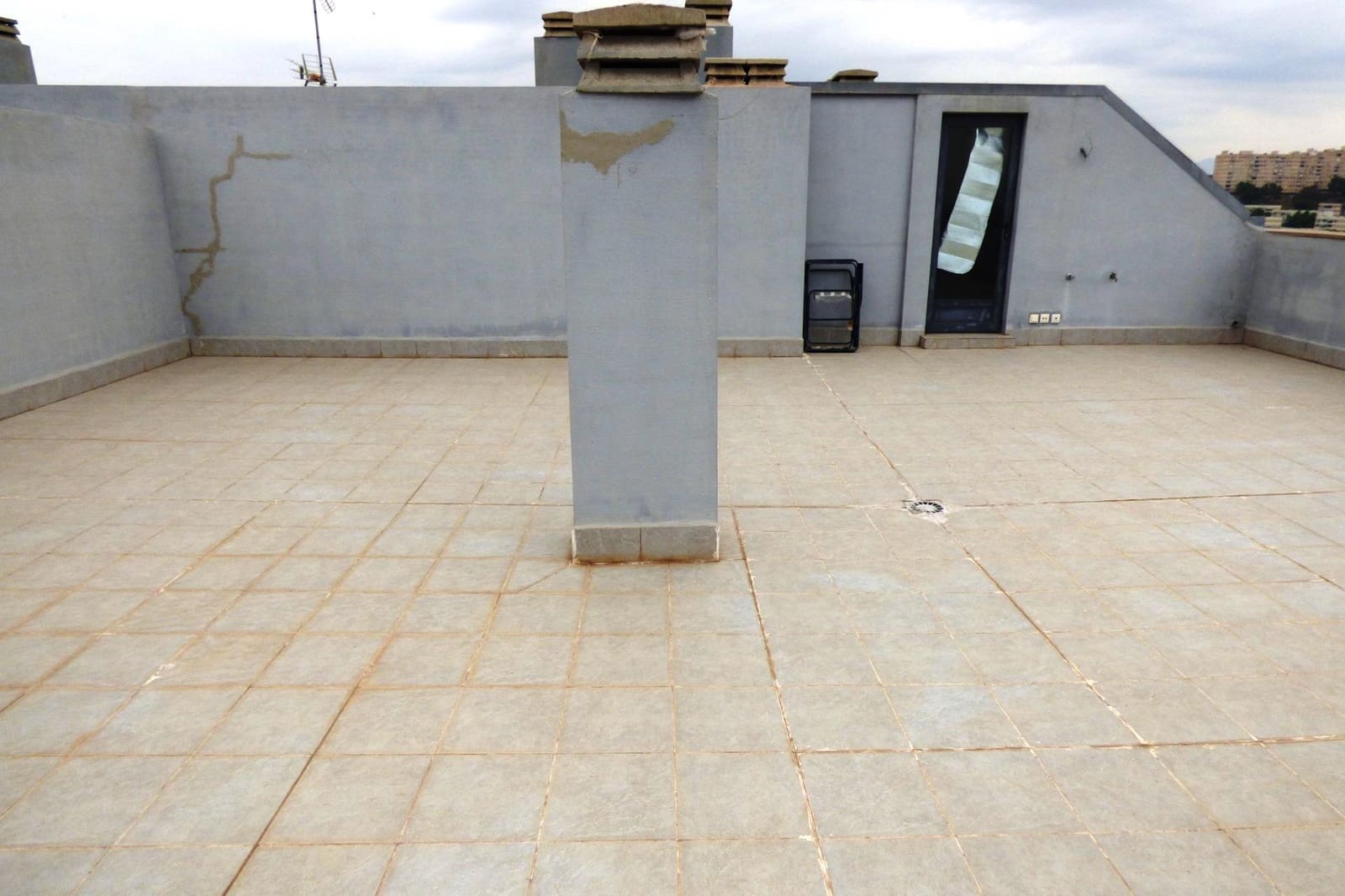 4 slaapkamer Penthouse te koop in Alicante stad met zwembad garage - € 412.000 (Ref: 9110269)