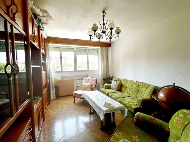 3 makuuhuone Asunto myytävänä paikassa Amposta, Madrid kaupunki - 305 000 € (Ref: 9112327)