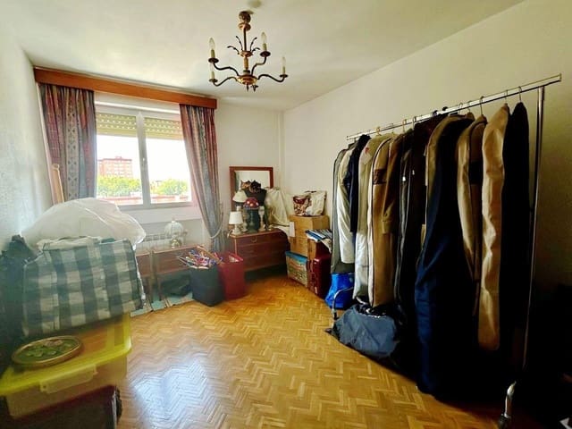 3 makuuhuone Asunto myytävänä paikassa Amposta, Madrid kaupunki - 305 000 € (Ref: 9112327)