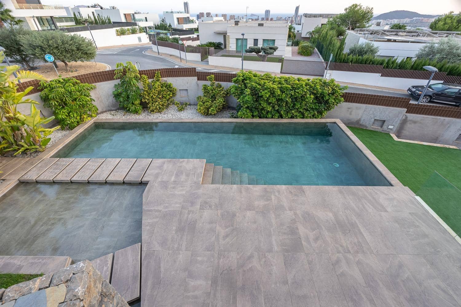 3 bedroom Villa for sale in Finestrat - € 1,745,000 (Ref: 9112328)