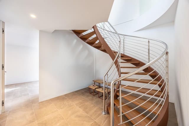 3 bedroom Villa for sale in Finestrat - € 1,745,000 (Ref: 9112328)