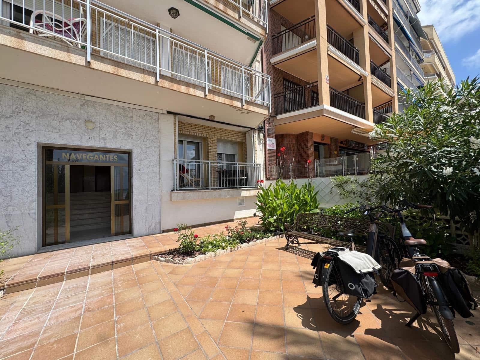 Apartamento de 3 habitaciones en Torrevieja en venta - 430.000 € (Ref: 9114096)