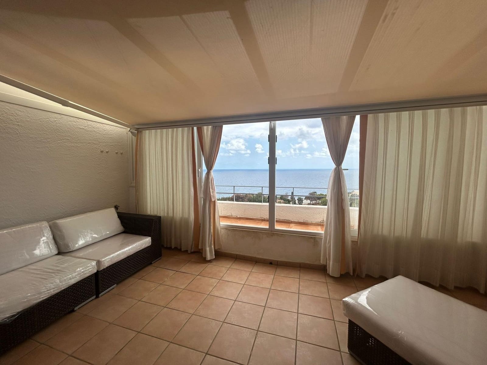 2 soveværelse Lejlighed til salg i Benidorm med swimmingpool - € 320.000 (Ref: 9124983)