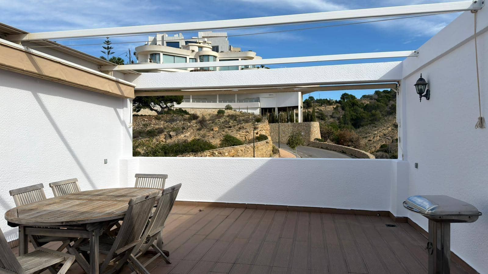 2 soverom Leilighet til salgs i Benidorm med svømmebasseng - € 590 000 (Ref: 9124983)