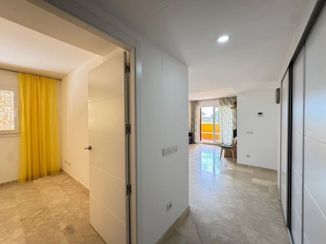 3 soveværelse Lejlighed til salg i Punta Prima, Torrevieja med swimmingpool - € 309.900 (Ref: 9126755)