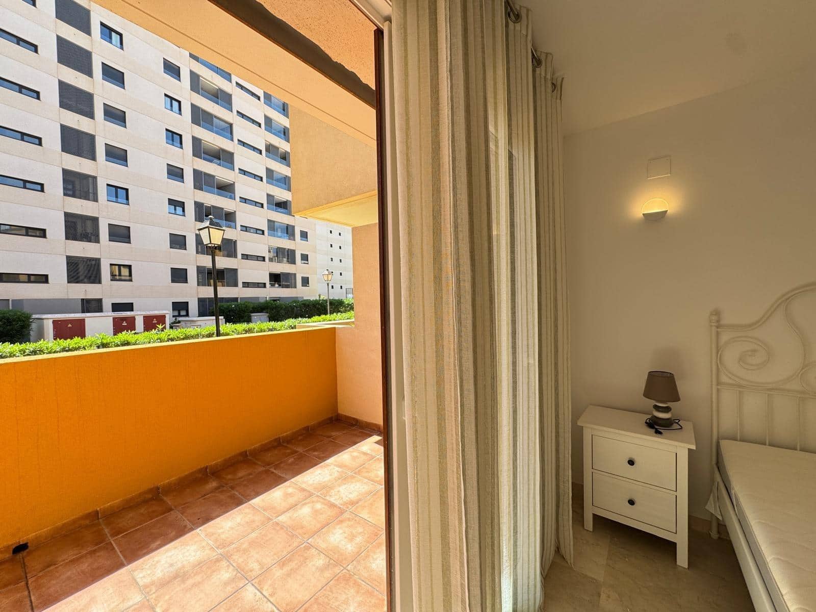 3 soveværelse Lejlighed til salg i Punta Prima med swimmingpool - € 309.900 (Ref: 9126755)