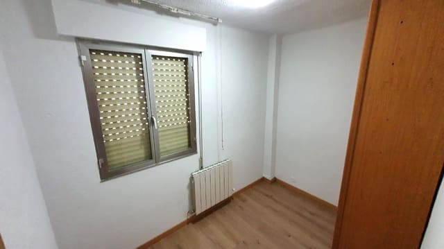 3 bedroom Flat for sale in Alcorcón - € 194,000 (Ref: 9128225)