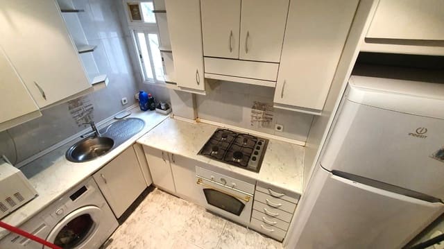 3 bedroom Flat for sale in Alcorcón - € 194,000 (Ref: 9128225)