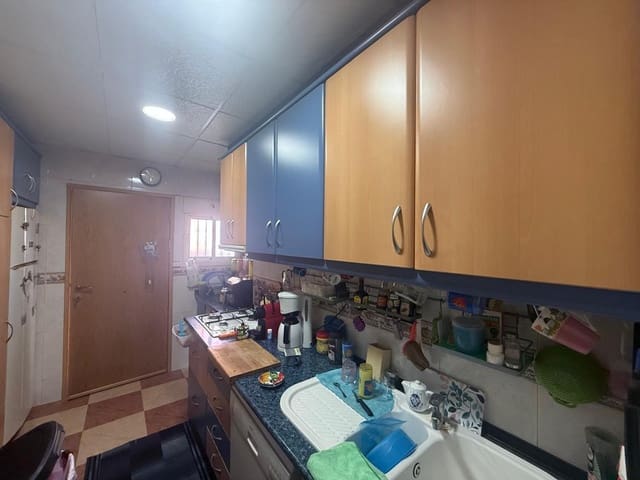 3 quarto Moradia em Banda para venda em San Luis, Torrevieja - 175 000 € (Ref: 9132324)