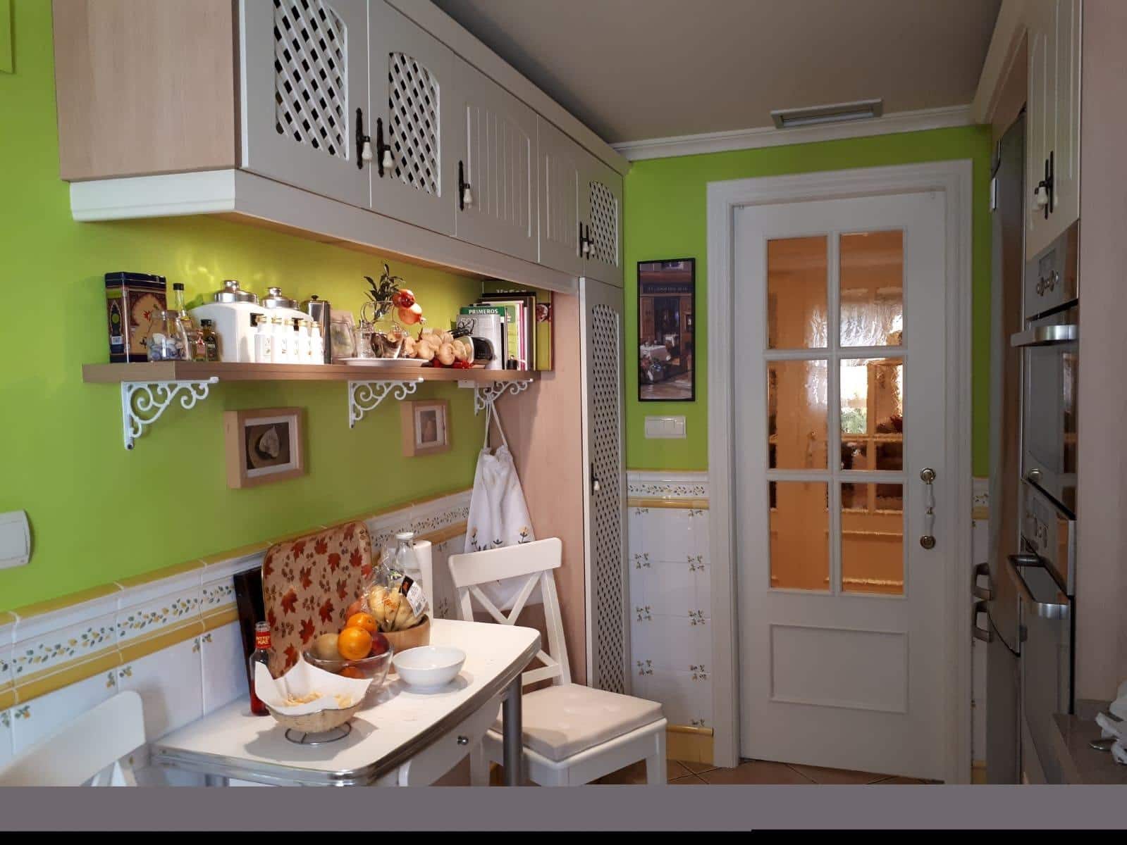 3 soveværelse Lejlighed til salg i Playa de San Juan med swimmingpool garage - € 450.000 (Ref: 9137058)