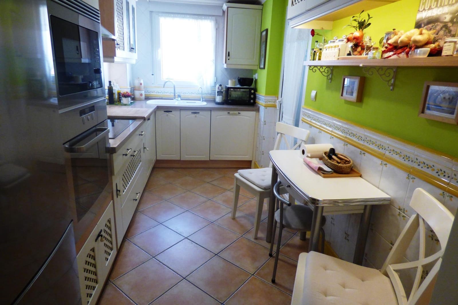 3 soveværelse Lejlighed til salg i Playa de San Juan med swimmingpool garage - € 450.000 (Ref: 9137058)