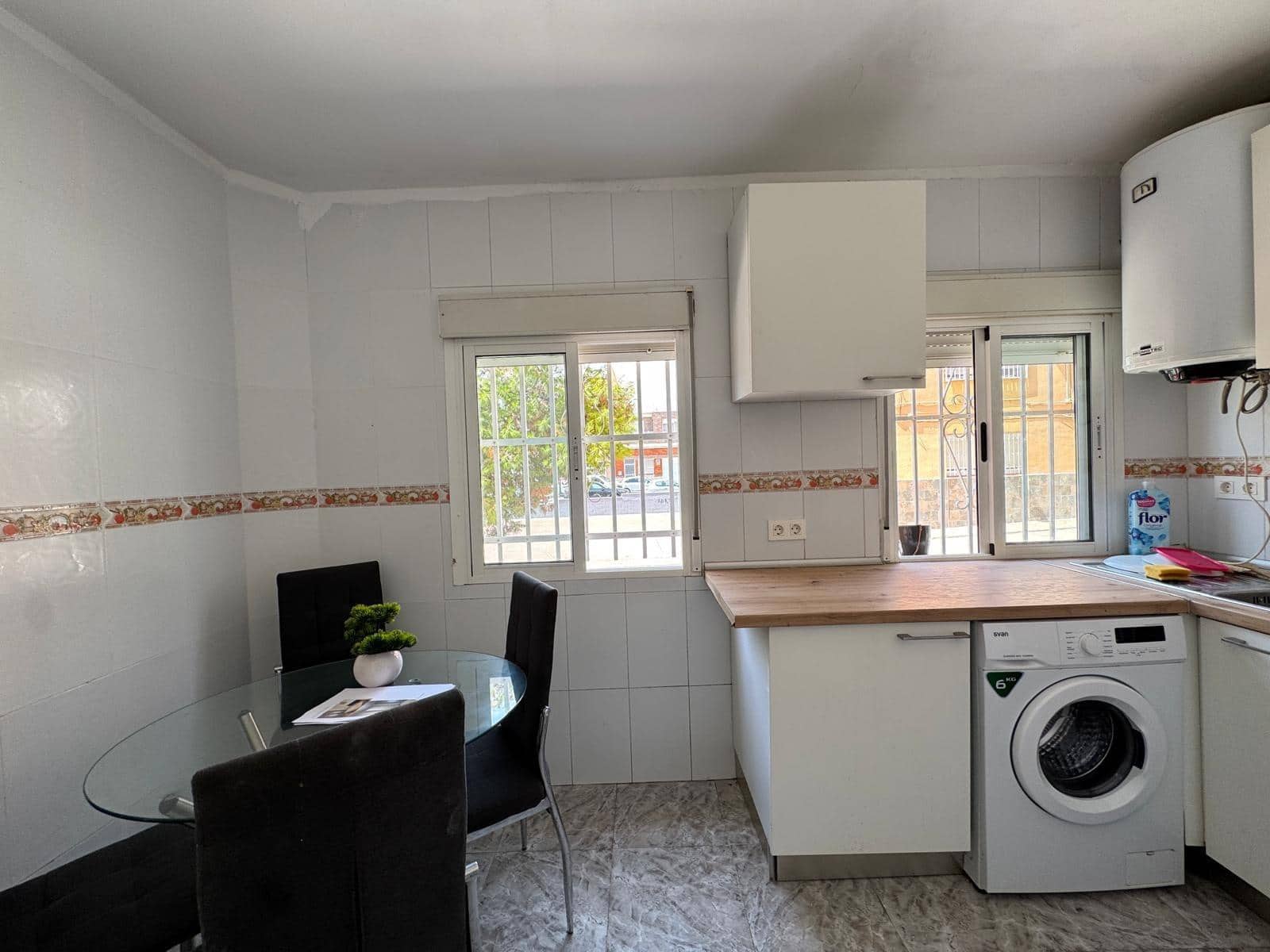 2 slaapkamer Appartement te koop in Torrevieja - € 104.900 (Ref: 9141582)