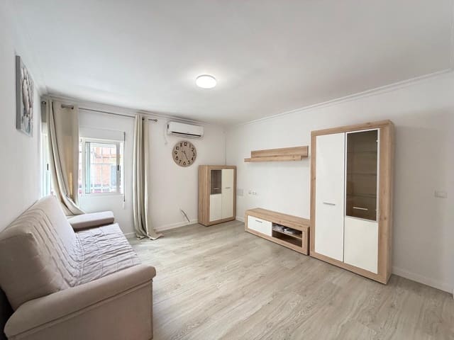 Apartamento de 2 habitaciones en Centro, Torrevieja en venta - 115.000 € (Ref: 9141582)