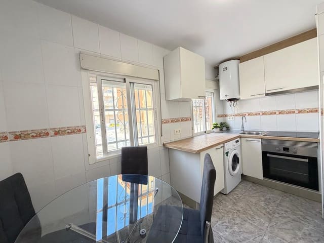 Apartamento de 2 habitaciones en Centro, Torrevieja en venta - 115.000 € (Ref: 9141582)