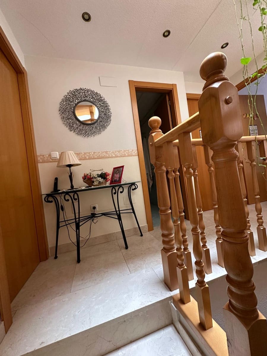 4 soveværelse Rækkehus til salg i San Juan de Alicante / Sant Joan d'Alacant med swimmingpool garage - € 459.000 (Ref: 9141584)