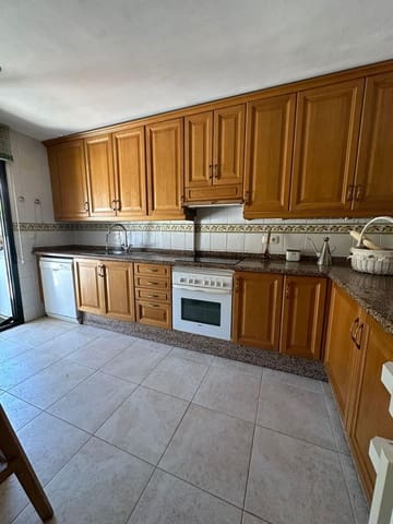 4 slaapkamer Rijtjeshuis te koop in San Juan de Alicante / Sant Joan d'Alacant met zwembad garage - € 459.000 (Ref: 9141584)