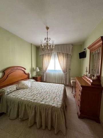 4 slaapkamer Rijtjeshuis te koop in San Juan de Alicante / Sant Joan d'Alacant met zwembad garage - € 459.000 (Ref: 9141584)