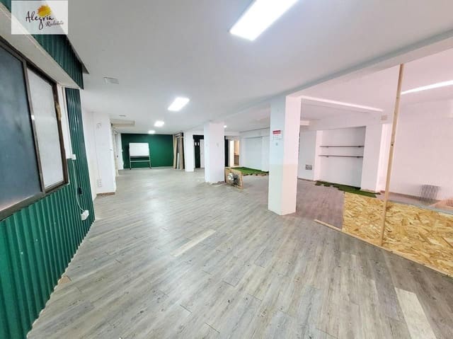 3 soveværelse Erhverv til salg i Benicalap, Valencia by - € 135.000 (Ref: 9143880)