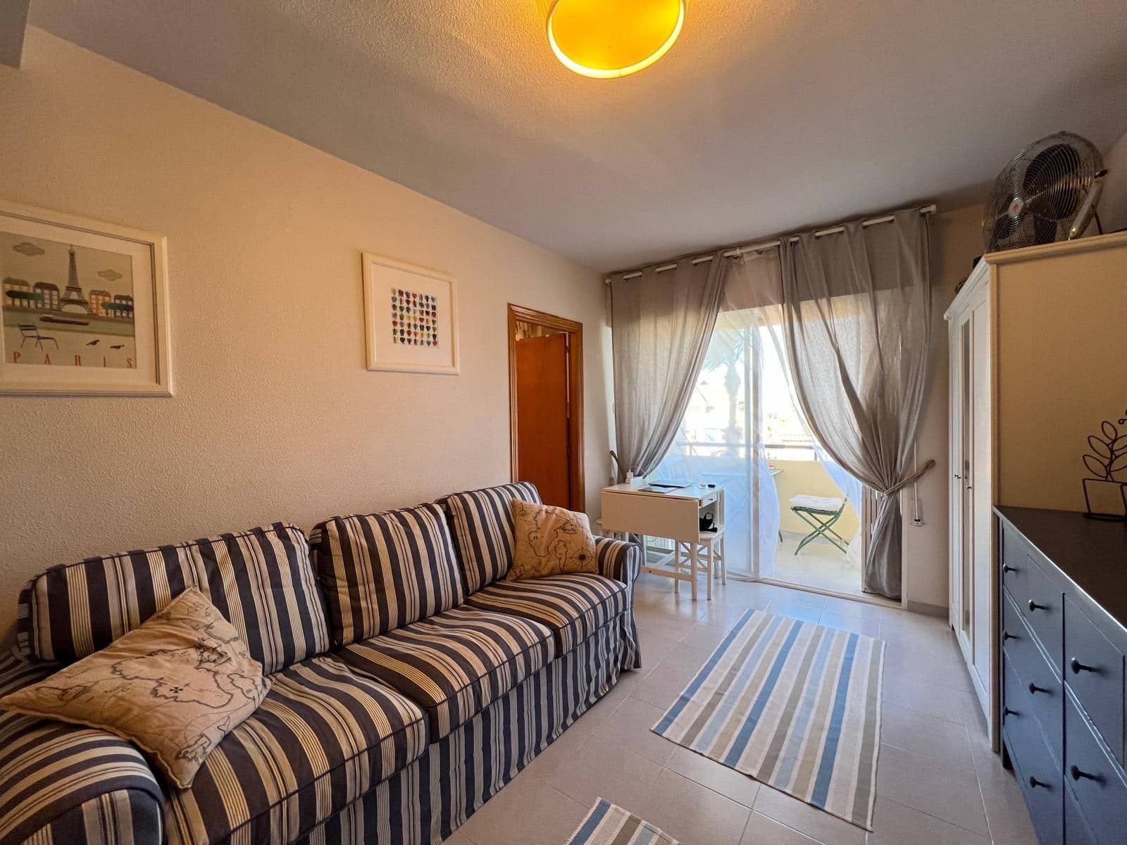 1 soveværelse Lejlighed til salg i Torrevieja med swimmingpool - € 105.000 (Ref: 9149219)