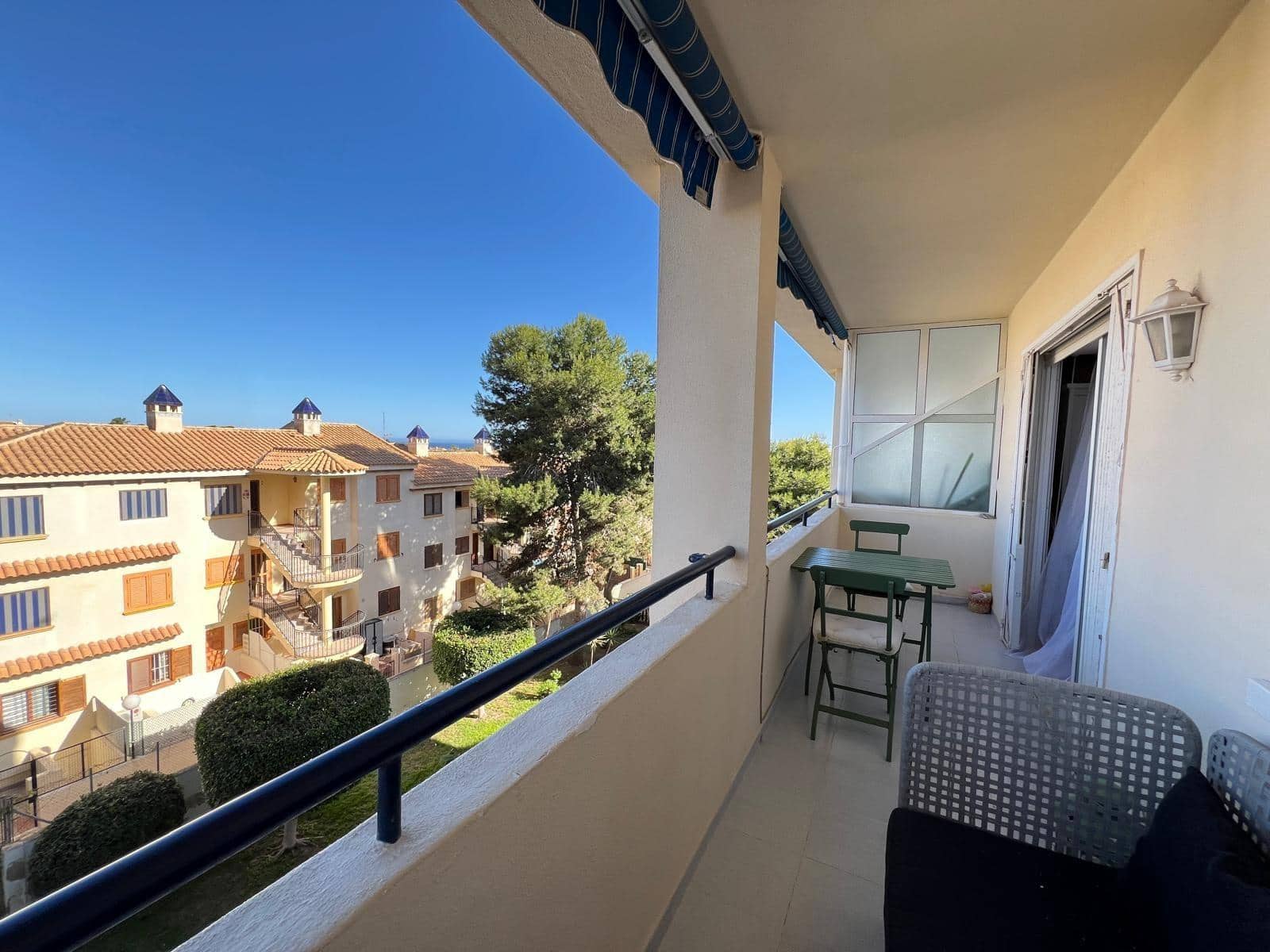 1 soveværelse Lejlighed til salg i Torrevieja med swimmingpool - € 105.000 (Ref: 9149219)