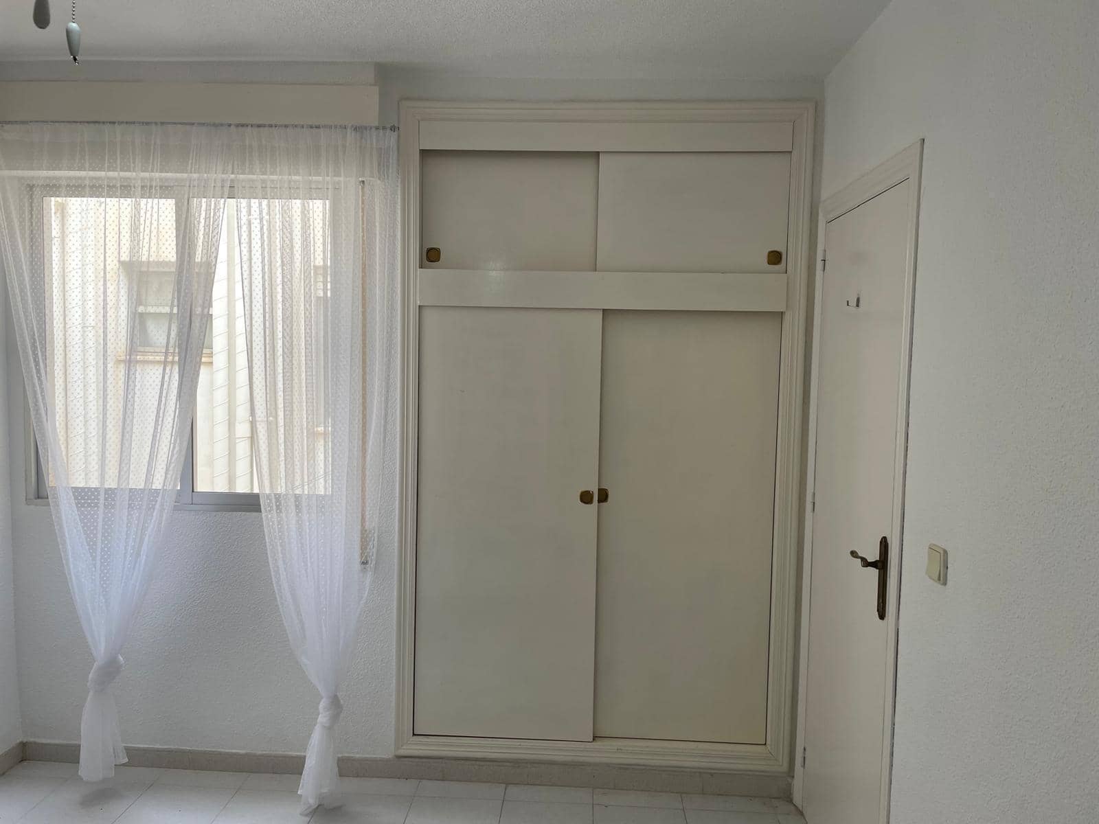 2 quarto Penthouse para venda em Torrevieja - 145 000 € (Ref: 9160974)