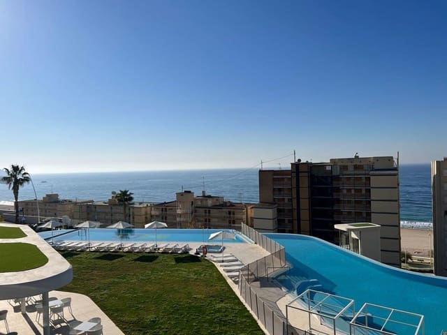 3 makuuhuone Asunto myytävänä paikassa Playa Poniente, Benidorm mukana uima-altaan 
autotalli - 790 000 € (Ref: 9160975)