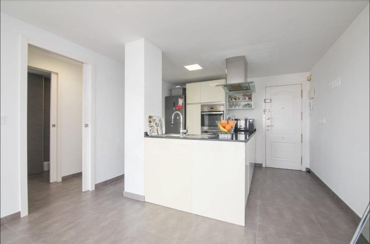 1 soveværelse Lejlighed til salg i Playa de San Juan med garage - € 315.000 (Ref: 9160977)