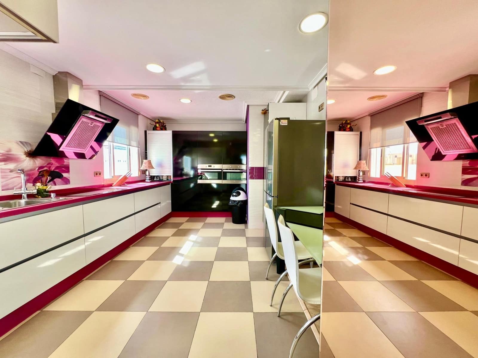 3 sovrum Takvåning till salu i Torrevieja med garage - 360 000 € (Ref: 9162257)