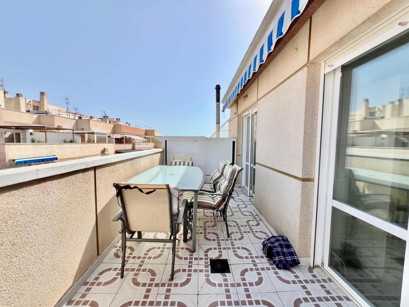 3 sovrum Takvåning till salu i Torrevieja med garage - 360 000 € (Ref: 9162257)