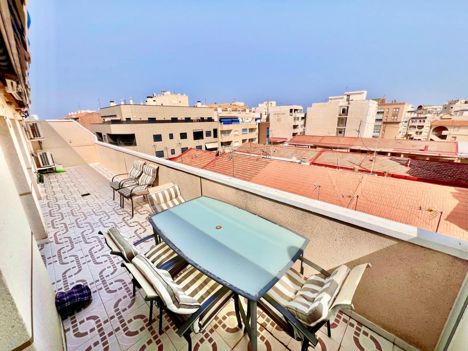 3 sovrum Takvåning till salu i Torrevieja med garage - 360 000 € (Ref: 9162257)