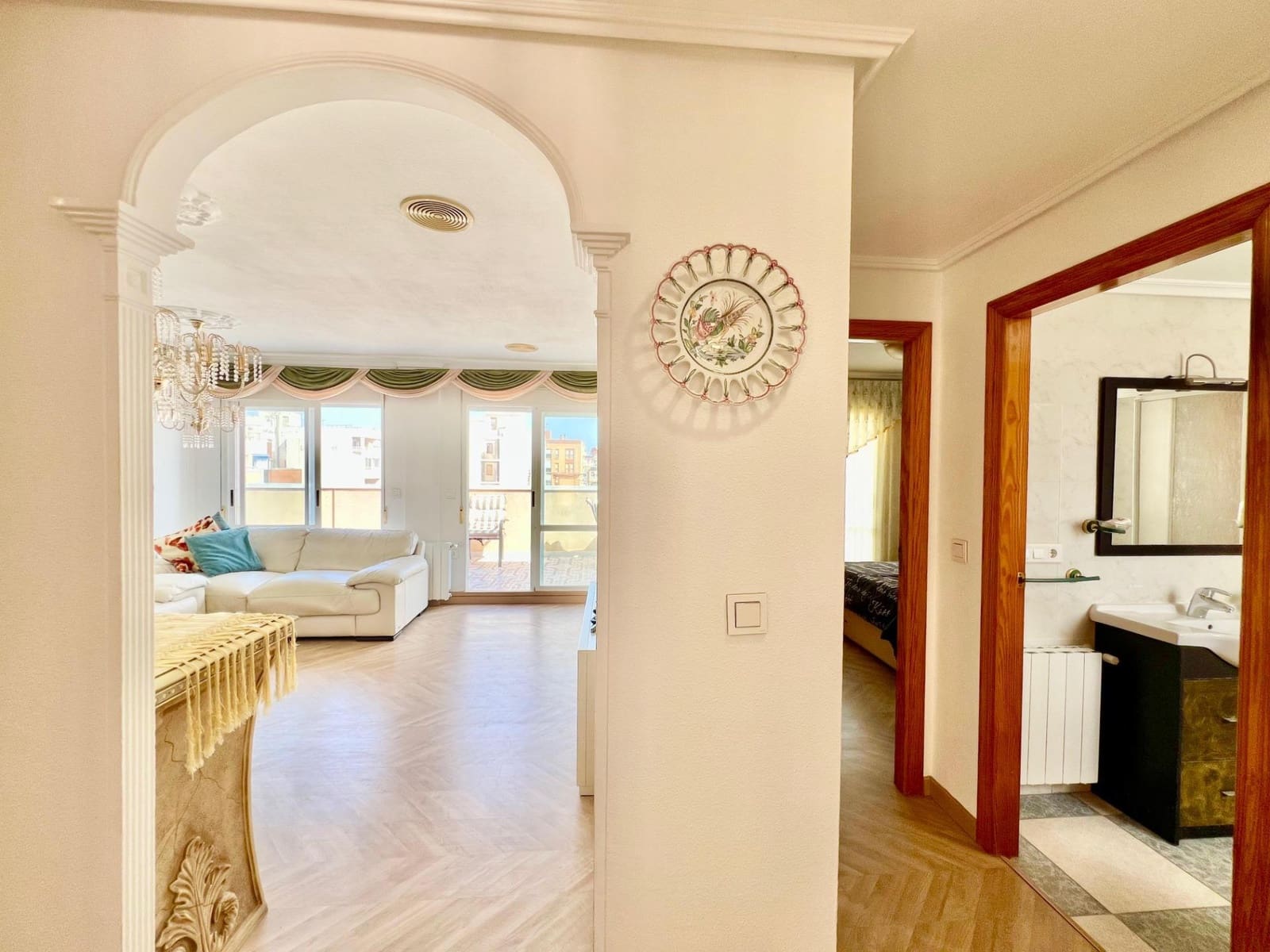 3 sovrum Takvåning till salu i Torrevieja med garage - 360 000 € (Ref: 9162257)