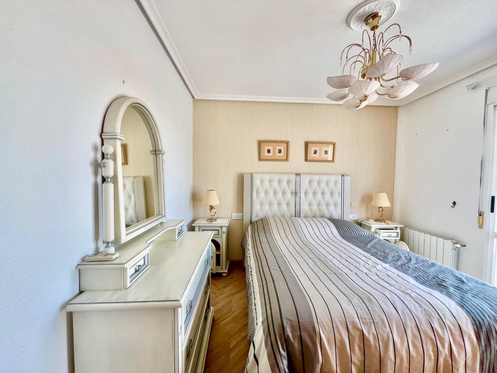 3 sovrum Takvåning till salu i Torrevieja med garage - 360 000 € (Ref: 9162257)