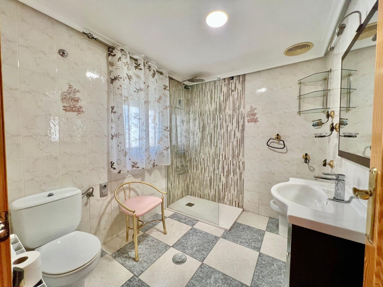 3 sovrum Takvåning till salu i Torrevieja med garage - 360 000 € (Ref: 9162257)