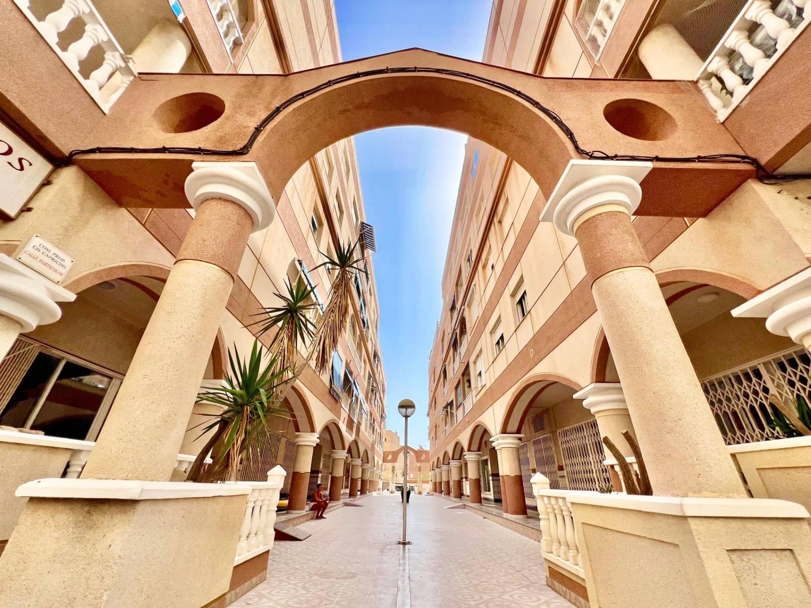 3 sovrum Takvåning till salu i Torrevieja med garage - 360 000 € (Ref: 9162257)