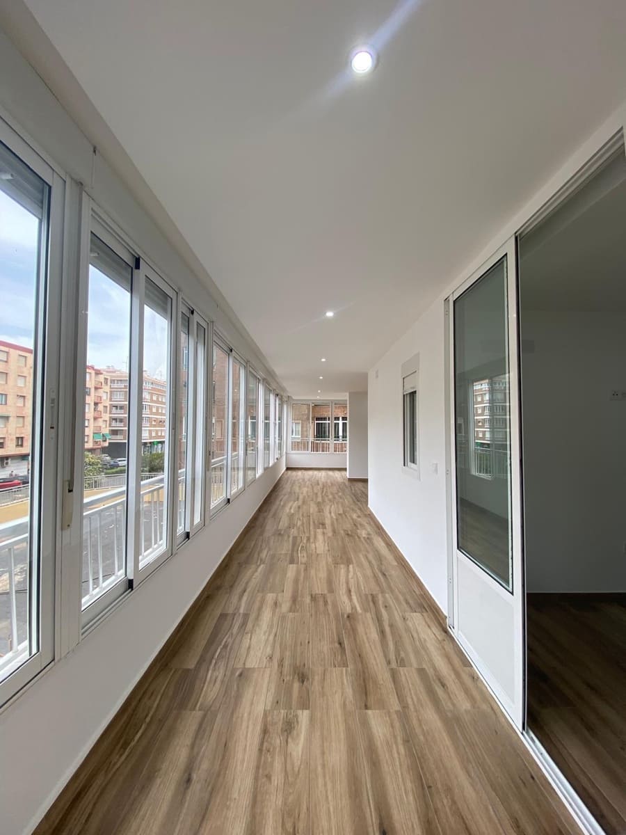 3 soverom Leilighet til salgs i Torrevieja - € 330 000 (Ref: 9162259)