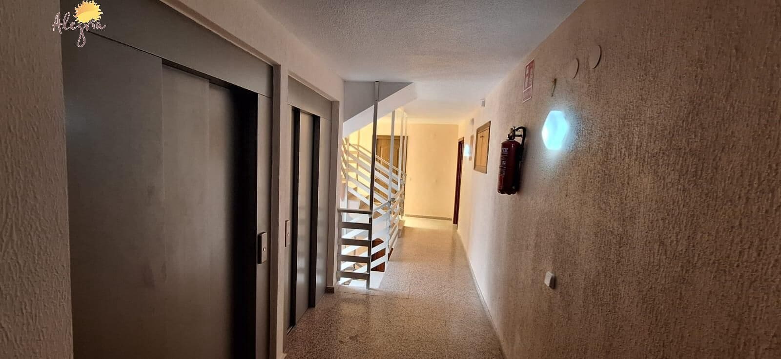 3 makuuhuone Asunto myytävänä paikassa La Mata mukana 
autotalli - 260 000 € (Ref: 9163703)